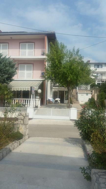 Apartmani Royal Zganec Crikvenica Esterno foto
