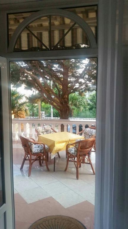Apartmani Royal Zganec Crikvenica Esterno foto