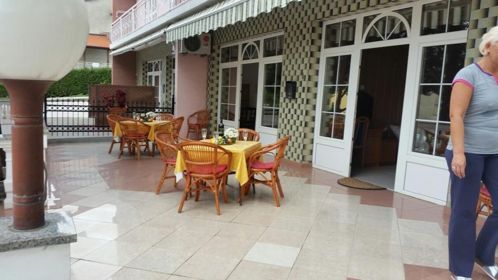 Apartmani Royal Zganec Crikvenica Esterno foto